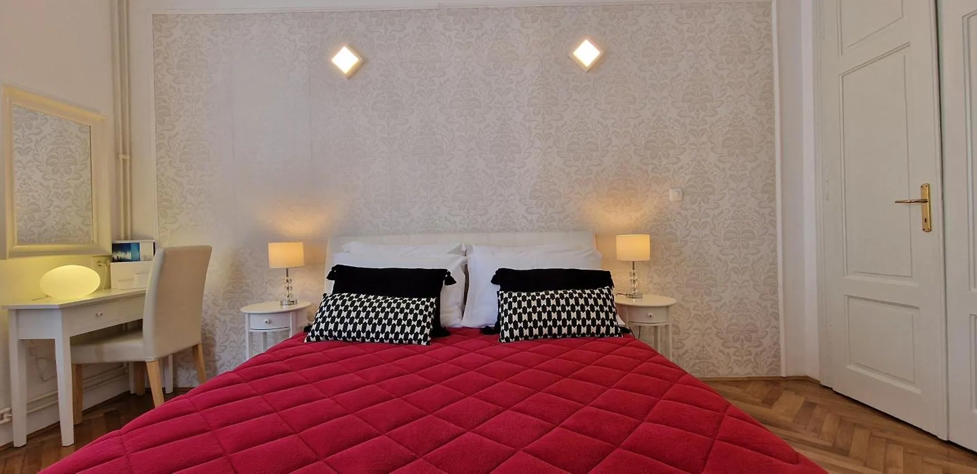 Apartment Medea 2 With Private Parking Opatija
